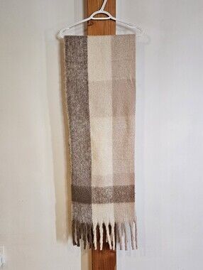 Steve Madden Long Knit Soft Winter Scarf